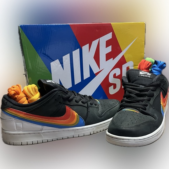 Nike SB Dunk Low Polaroid - Picture 2 of 11
